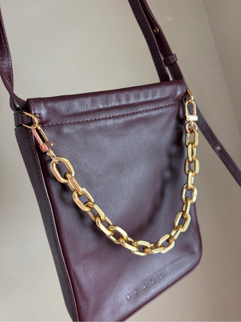 Sisley brown leather crossbody bag with gold chain